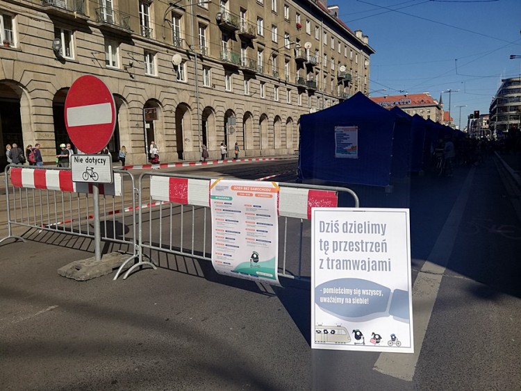 Plac Kościuszki i Świdnicka zamknięte dla samochodów [ZDJĘCIA], Bartosz Senderek