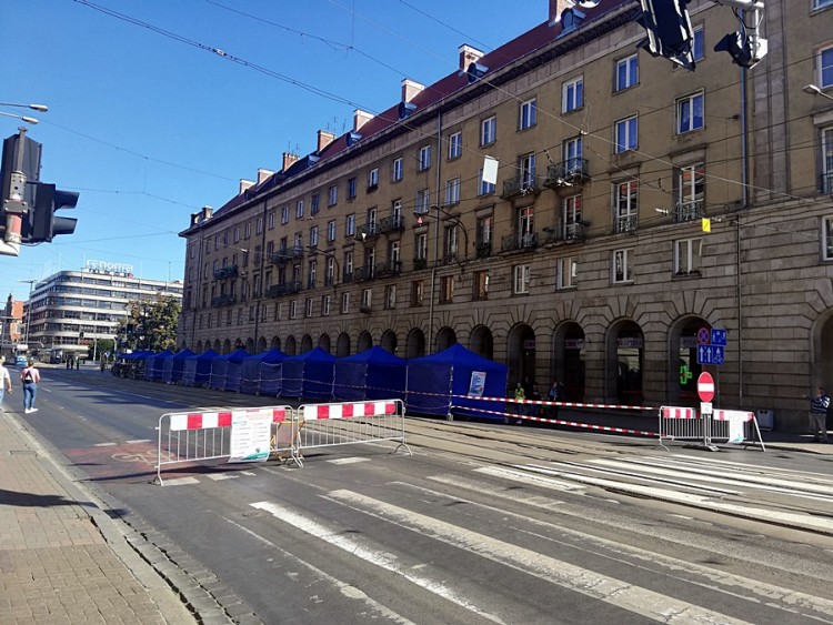 Plac Kościuszki i Świdnicka zamknięte dla samochodów [ZDJĘCIA], Bartosz Senderek