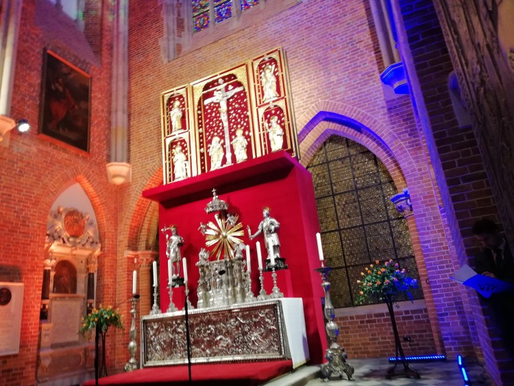 Zrekonstruowany ołtarz Jerina we wrocławskiej katedrze [ZDJĘCIA], mh