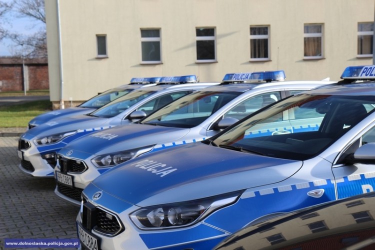 Policjanci z Dolnego Śląska mają nowe samochody [ZDJĘCIA], Dolnośląska Policja