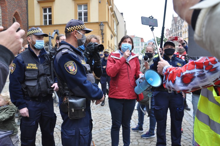 Protest antycovidowców we Wrocławiu [ZDJĘCIA], Marta Gołębiowska