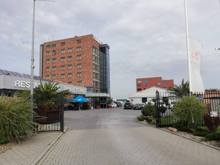 Wrocław: Szukają chętnych do pracy w szpitalu tymczasowym. Potrzeba 900 osób, Marta Gołębiowska