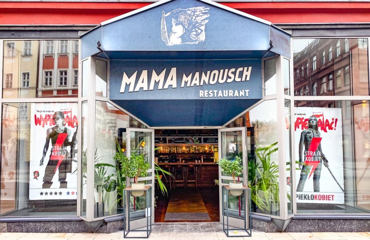 Wrocławskie restauracje włączają się w Strajk Kobiet [ZDJĘCIA], Mama Manoush