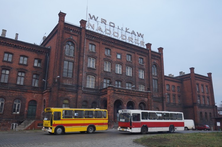 Miłośnicy motoryzacji z Wrocławia wyremontowali zabytkowego Jelcza 080, Klub Sympatyków Transportu Miejskiego