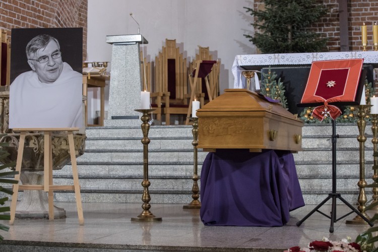 Uroczystości pogrzebowe ojca Macieja Zięby [ZDJĘCIA], Dominikanie we Wrocławiu
