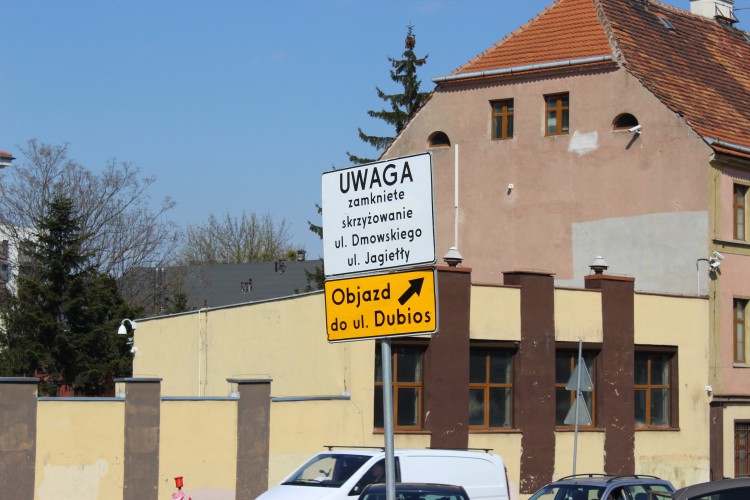Centrum Wrocławia zakorkowane jak dawniej. Zaczęło się od objazdu [ZDJĘCIA], Jakub Jurek