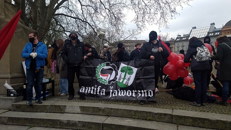 1 maja we Wrocławiu. Anarchiści manifestowali w centrum miasta [ZDJĘCIA], Andrzej Borek