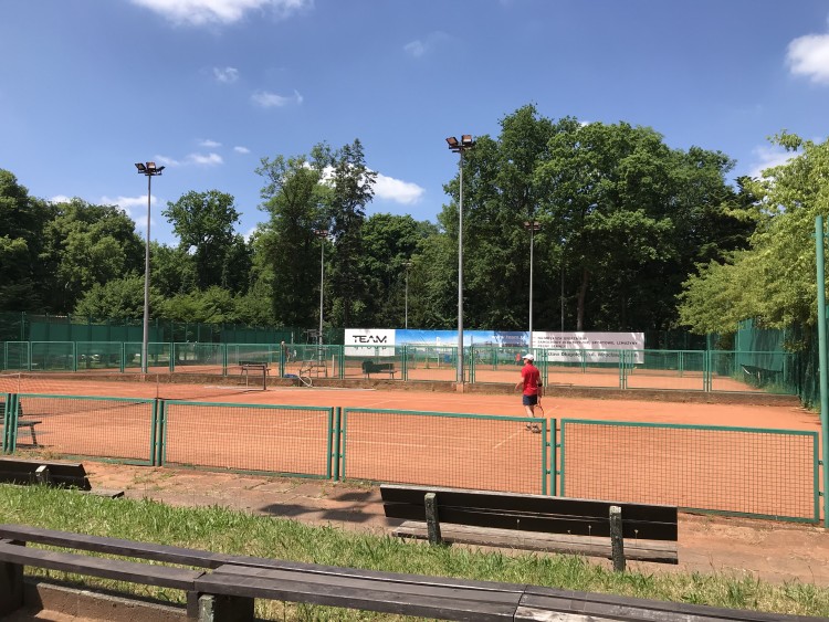 Spór o korty tenisowe przy Pułtuskiej. KKT nie zgadza się z decyzją Młodzieżowego Centrum Sportu [ZDJĘCIA], Jakub Jurek