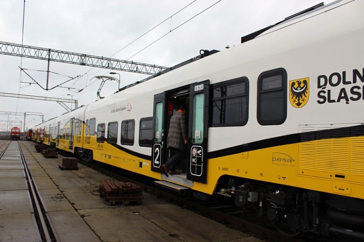Najdłuższy pociąg KD już na Dolnym Śląsku. Technologicznie to „mały samolot” [ZDJĘCIA], Bartosz Senderek