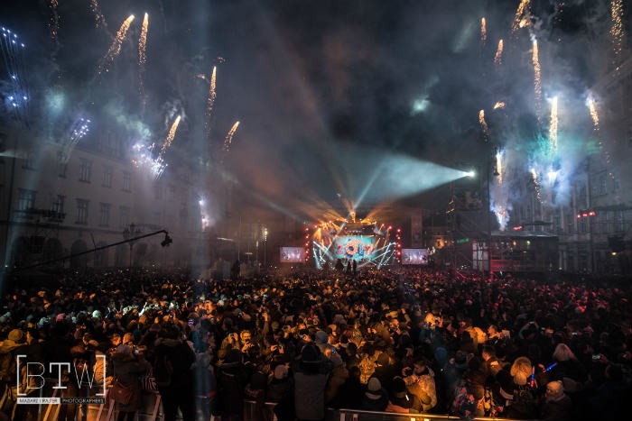 Wrocławianie powitali Nowy Rok na koncercie w sercu miasta, BTW PHOTOGRAPHERS Maziarz/Rajter