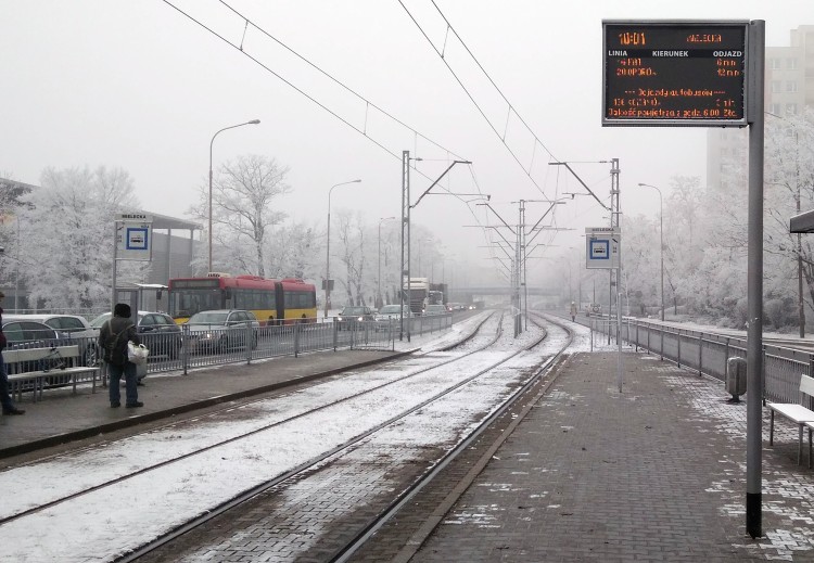 Na przystankach można sprawdzić, czy jest smog, Bartosz Senderek