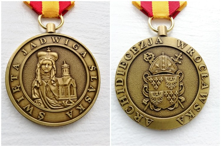 Wrocław: ustanowiono medal dla osób o nienagannym życiu religijnym i moralnym, Archidiecezja Wrocławska