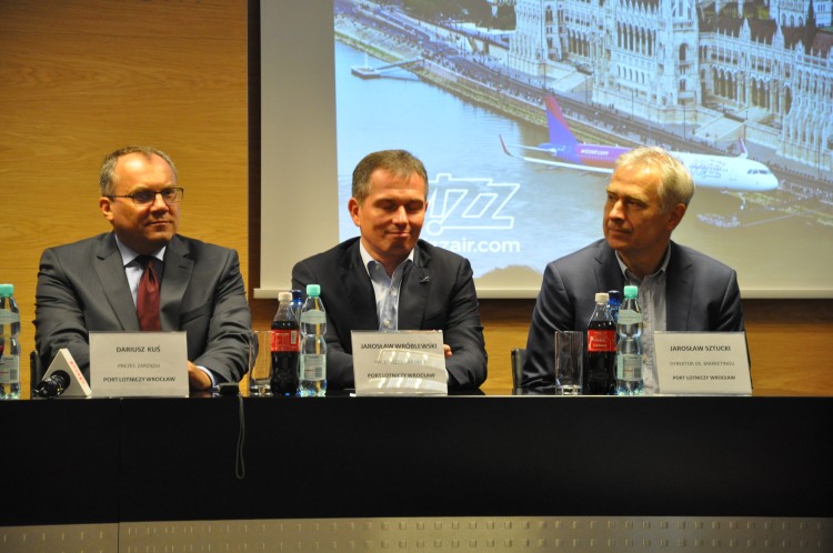 Linia lotnicza WizzAir ogłosiła cztery nowe połączenia z Wrocławia. Bilety już w sprzedaży, 0