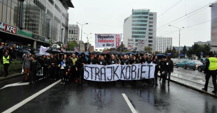 Rocznica strajku kobiet. Czarny Marsz znów przejdzie przez Wrocław [TRASA], archiwum