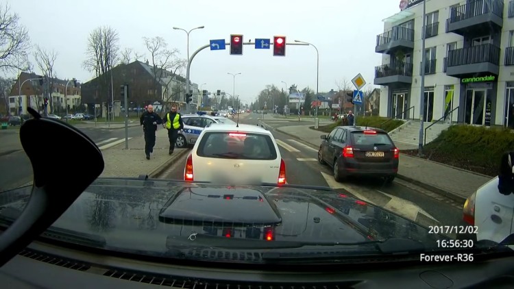 Brawurowa akcja policji na Oporowie. Co się stało? [WIDEO], youtube.com/Piotr Wuu