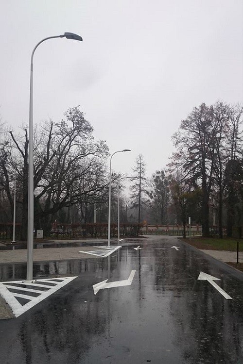 Dodatkowe miejsca parkingowe na Oporowie. Budowa Park&Ride zakończona [ZDJĘCIA], ZDiUM