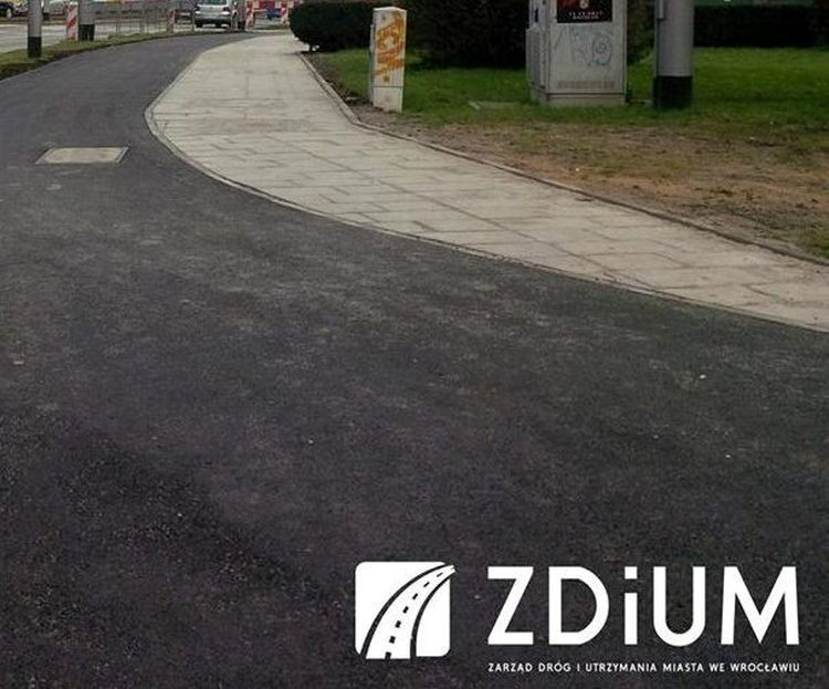 Przedłużają się prace na nowej trasie rowerowej na Drobnera i Łokietka, ZDiUM