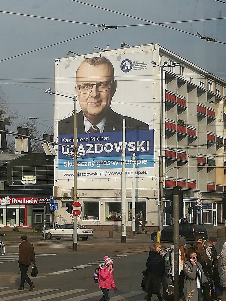 Ujazdowski rozpoczyna kampanię prezydencką? Pierwszy bilbord już wisi, prochu