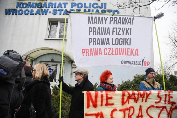 Obywatele RP zapowiadają „obywatelskie nieposłuszeństwo” przed wrocławską prokuraturą, Magda Pasiewicz/archiwum