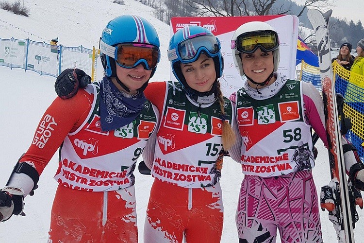 Wrocławskie studentki z medalami na Akademickich Mistrzostwach Polski w slalomie gigancie, Michał Szypliński (skifoto.pl)