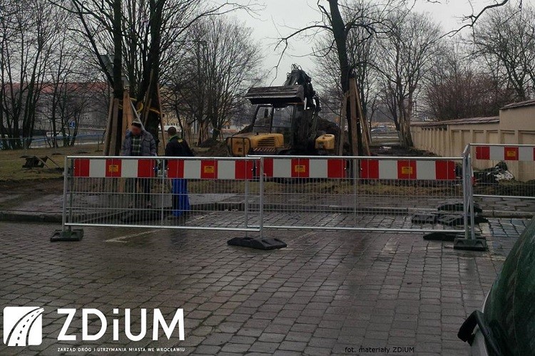 Na Dobrzyńskiej powstaną dodatkowe miejsca parkingowe [ZDJĘCIA], ZDiUM