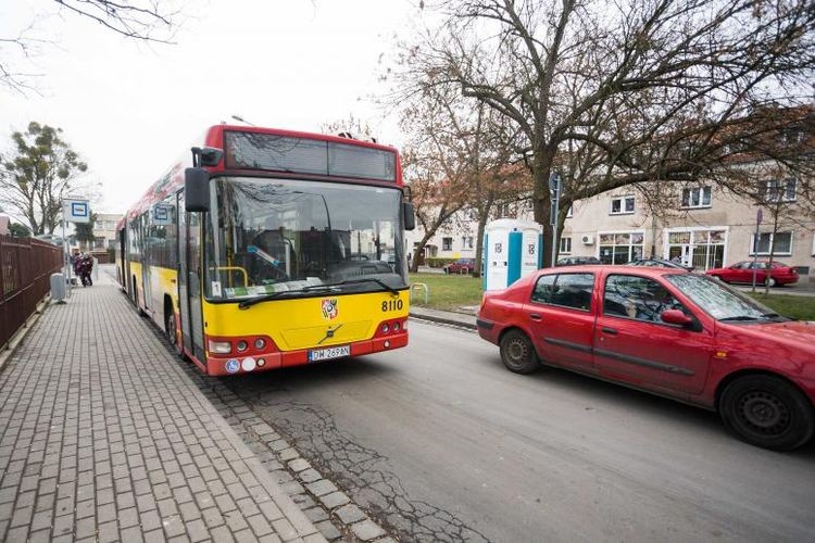 Bezmyślny kierowca zablokował ruch autobusów na Blacharskiej, Magda Pasiewicz