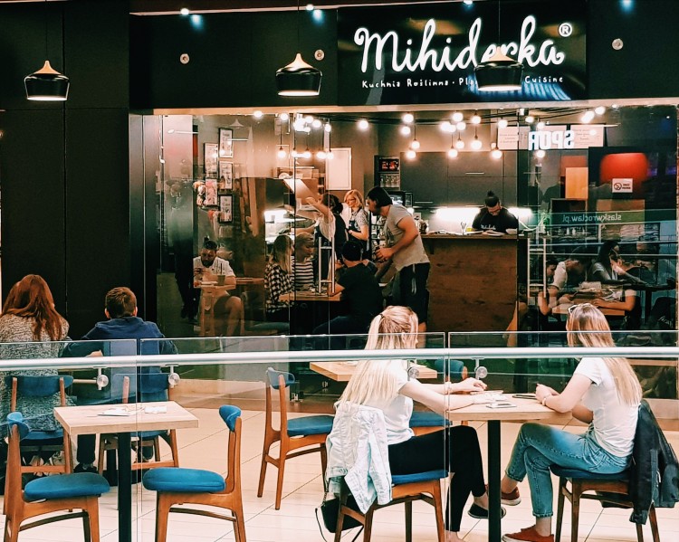 Nowa restauracja wegańska we Wrocławiu. Powstała w galerii handlowej, mat. pras.