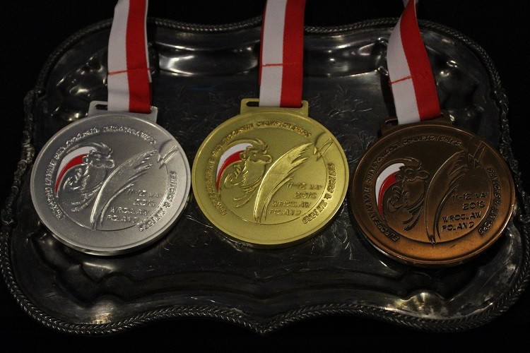 Dziesięć medali Polaków pierwszego dnia mistrzostw Europy karate kyokushin we Wrocławiu, prochu