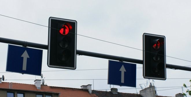 Niedziela bez stania na czerwonym? Wrocławscy aktywiści chcą wyłączać sygnalizatory, archiwum