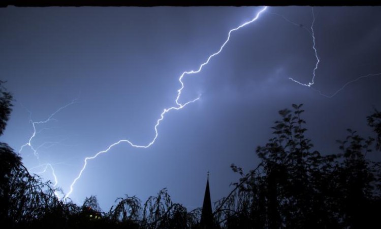 Wrocław: meteorolodzy ostrzegają przez burzami z gradem, 0