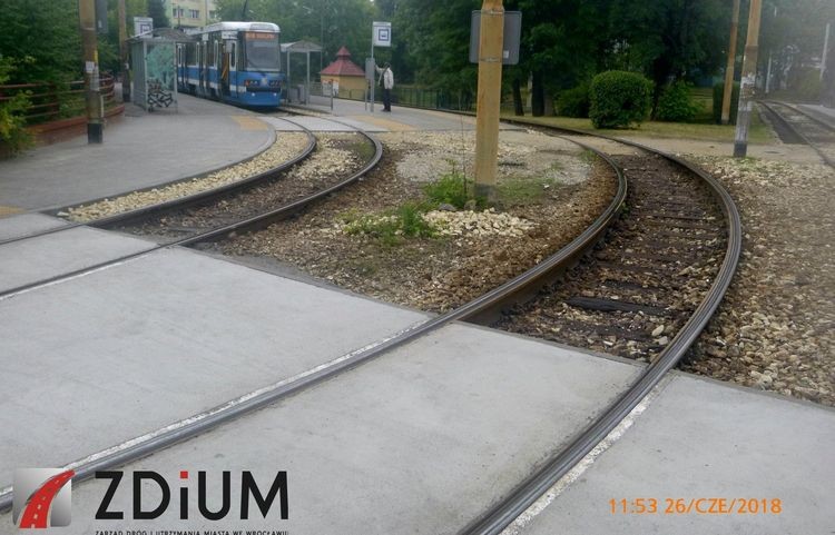 Zakończyła się budowa peronów tramwajowych na pętli Leśnica, Materiały ZDiUM