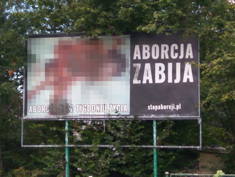 Drastyczne billboardy antyaborcyjne zgłoszone na policję [ZDJĘCIA], mat. pras.