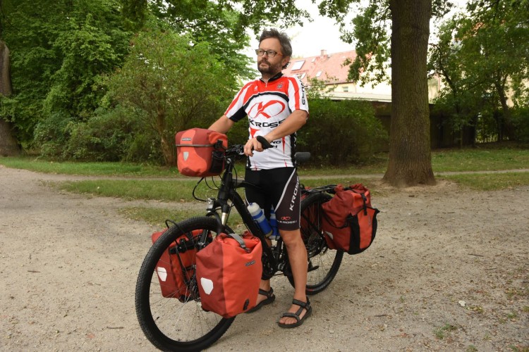 Wrocławski podróżnik rowerem chce wjechać na 5 tys. m.n.p.m. w Himalajach, mat. organizatora