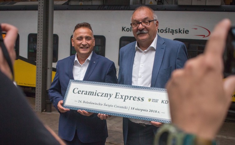 Bezpośredni, darmowy pociąg w ten weekend zawiezie wrocławian na Święto Ceramiki w Bolesławcu, Koleje Dolnośląskie