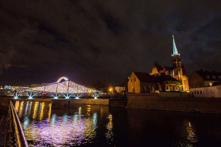 Piękna, świąteczna iluminacja zostanie zdemontowana z mostu Tumskiego, Magda Pasiewicz