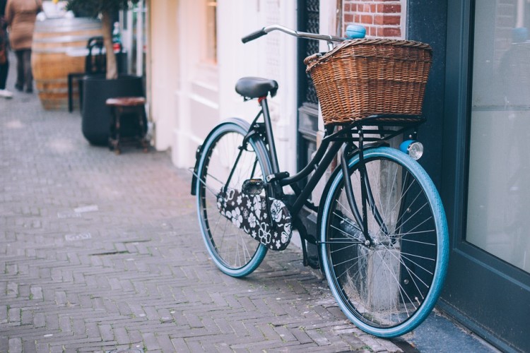 25-latek próbował zatuszować kradzież roweru. Został zatrzymany przez policję, pixabay.com