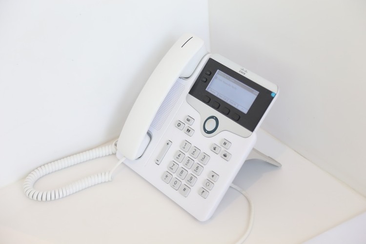 Bezpłatna pomoc prawna dla ofiar naciągaczy na „tani telefon” [LISTA FIRM], pixabay.com