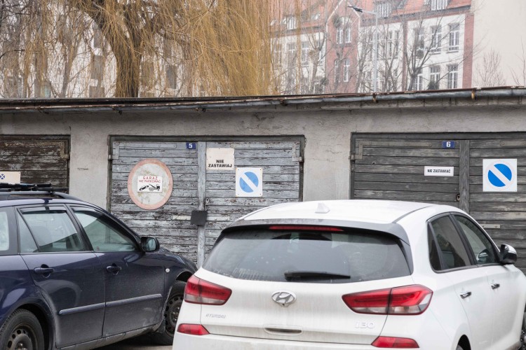 Miasto uporządkuje parkowanie na Przedmieściu Świdnickim [ZDJĘCIA], Magda Pasiewicz