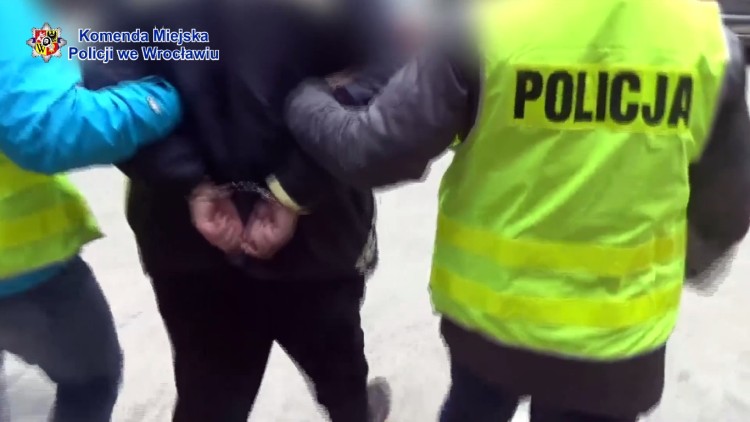 Wrocław: policjanci zatrzymali 42-letniego fałszerza recept, mat. KMP Wrocław