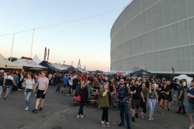 Na Stadionie Wrocław odbył się Wrocławski Festiwal Dobrego Piwa [ZDJĘCIA], Artur Długosz