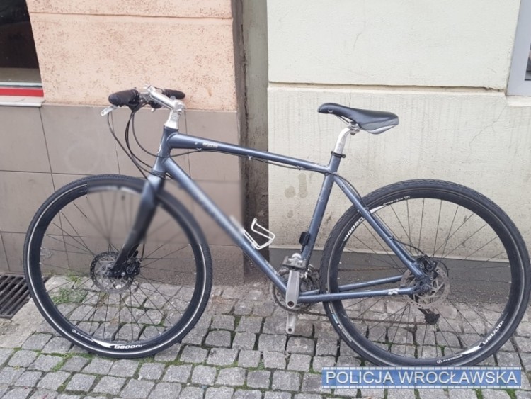 Złodziej rowerowy zatrzymany kilkanaście minut po kradzieży, mat. KMP we Wrocławiu