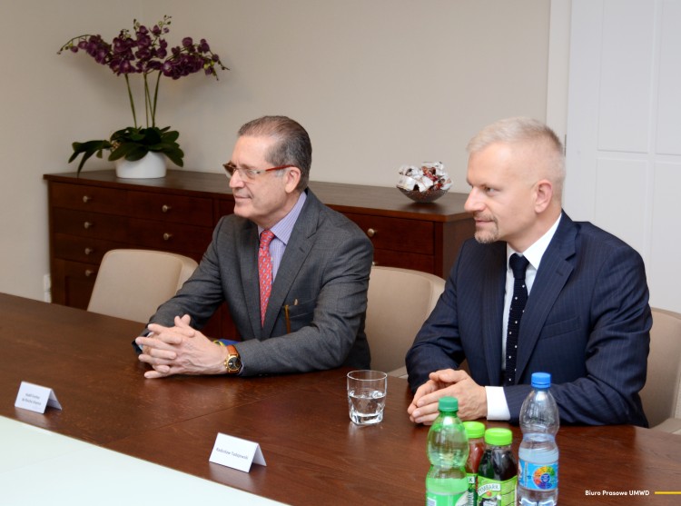 Ambasador Brazylii odwiedził Wrocławia. Widzi pole do współpracy, UMWD