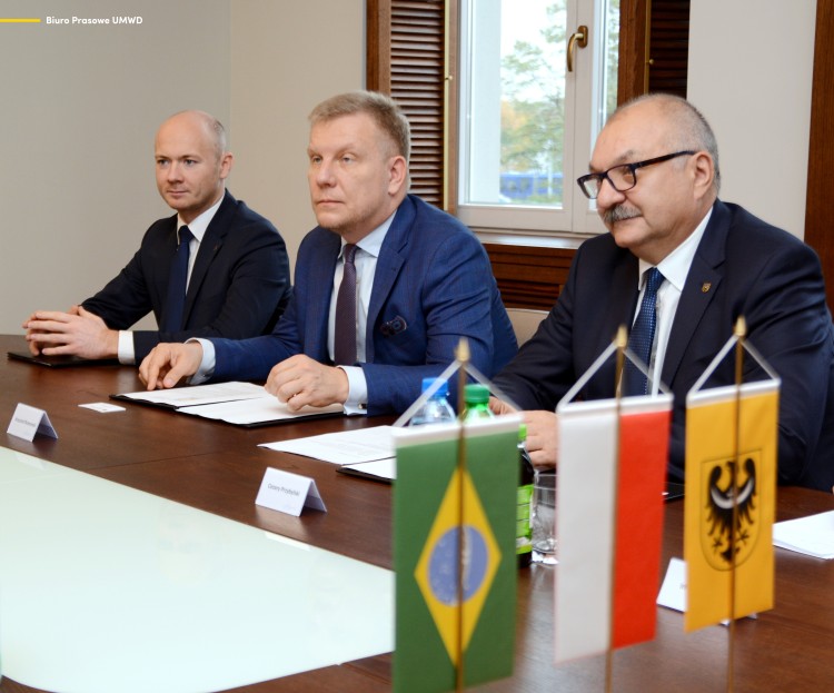 Ambasador Brazylii odwiedził Wrocławia. Widzi pole do współpracy, UMWD