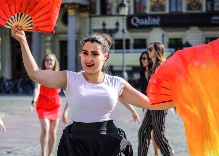 Migranci i Polacy zatańczą wspólnie na placu Solnym, Fundacja Ukraina