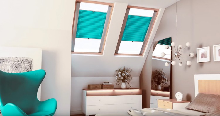 Kiedy warto wybrać plisy dachowe jako ochronę przed słońcem na poddaszu?, 0
