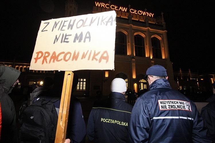 Dziemianowicz-Bąk broni praw pracowników poczty, Magda Pasiewicz