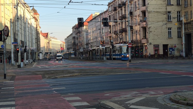 Duże utrudnienia ruchu po porannym wykolejeniu tramwaju przy Rynku, Milena Kantyka