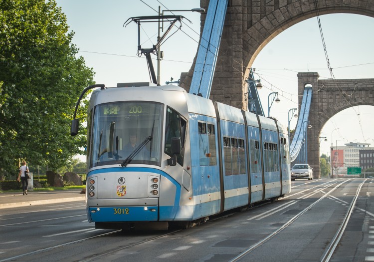 MPK Wrocław: więcej tramwajów z klimatyzacją. Aneks do umowy na remont Skód, MPK Wrocław