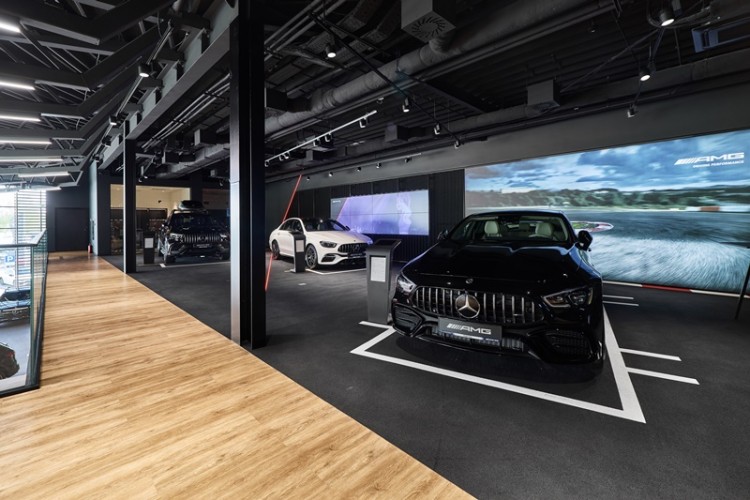 We Wrocławiu salon Mercedes-Benz przenosi nas w przyszłość motoryzacji, 0