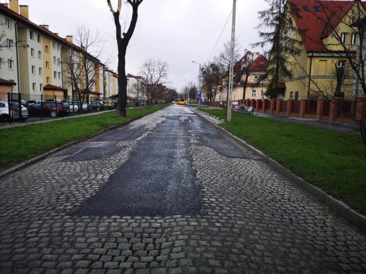 Remont ulicy w kiepskim stanie coraz bliżej. Miasto dostało oferty w przetargu, UM Wrocław